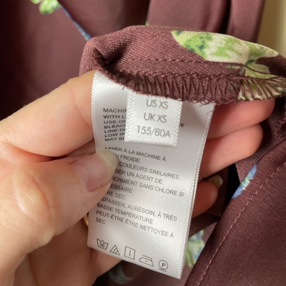 3 for $15 🦋 Satin Slip Dress Urban Outfitters Spring NWT - Picture 11 of 14